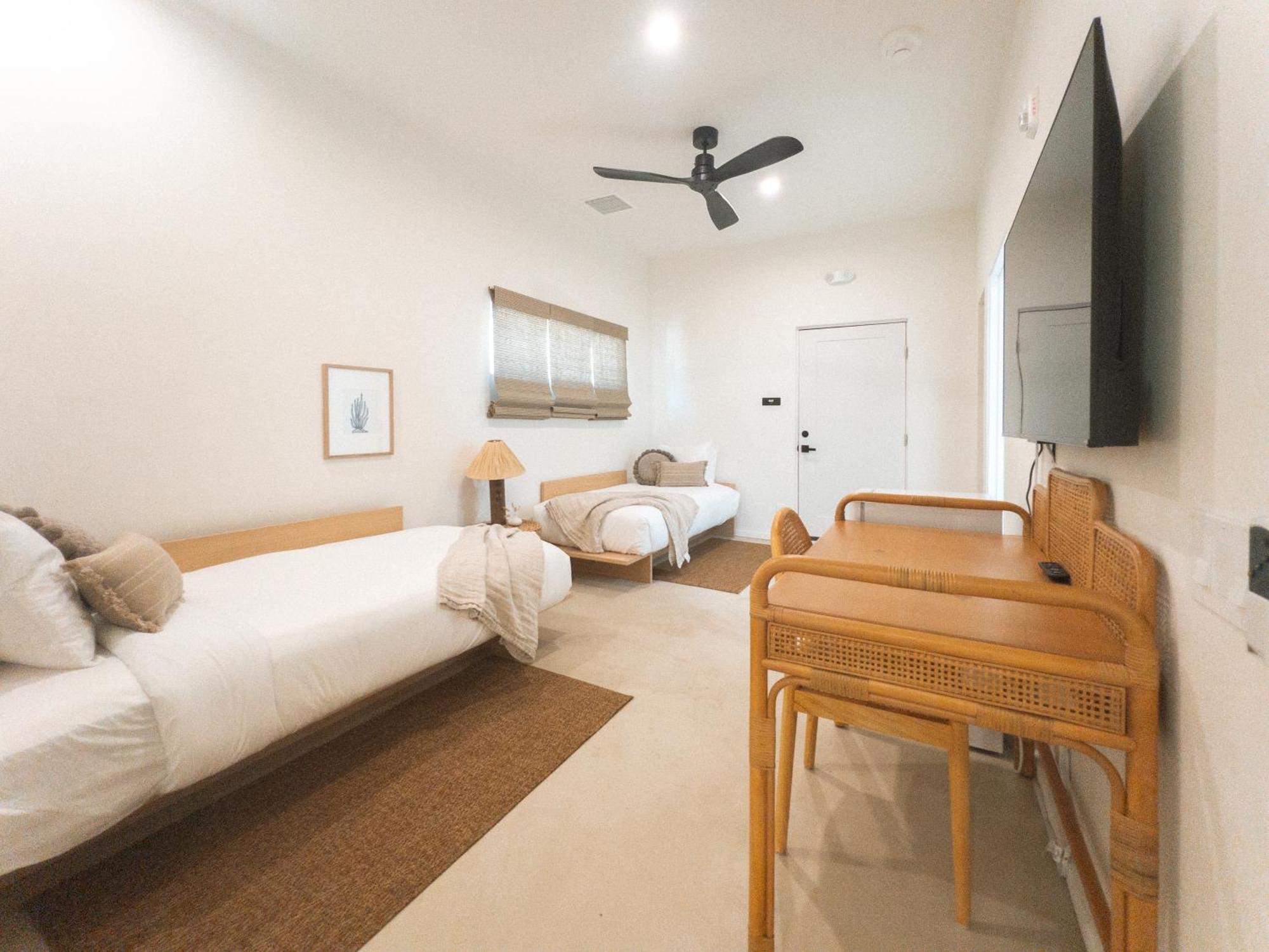 Yara Hotel - Adults Only Palm Springs Exterior photo